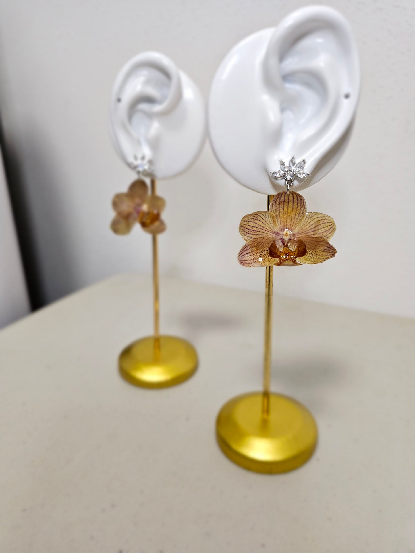 Aretes Orquídea y Zirconia