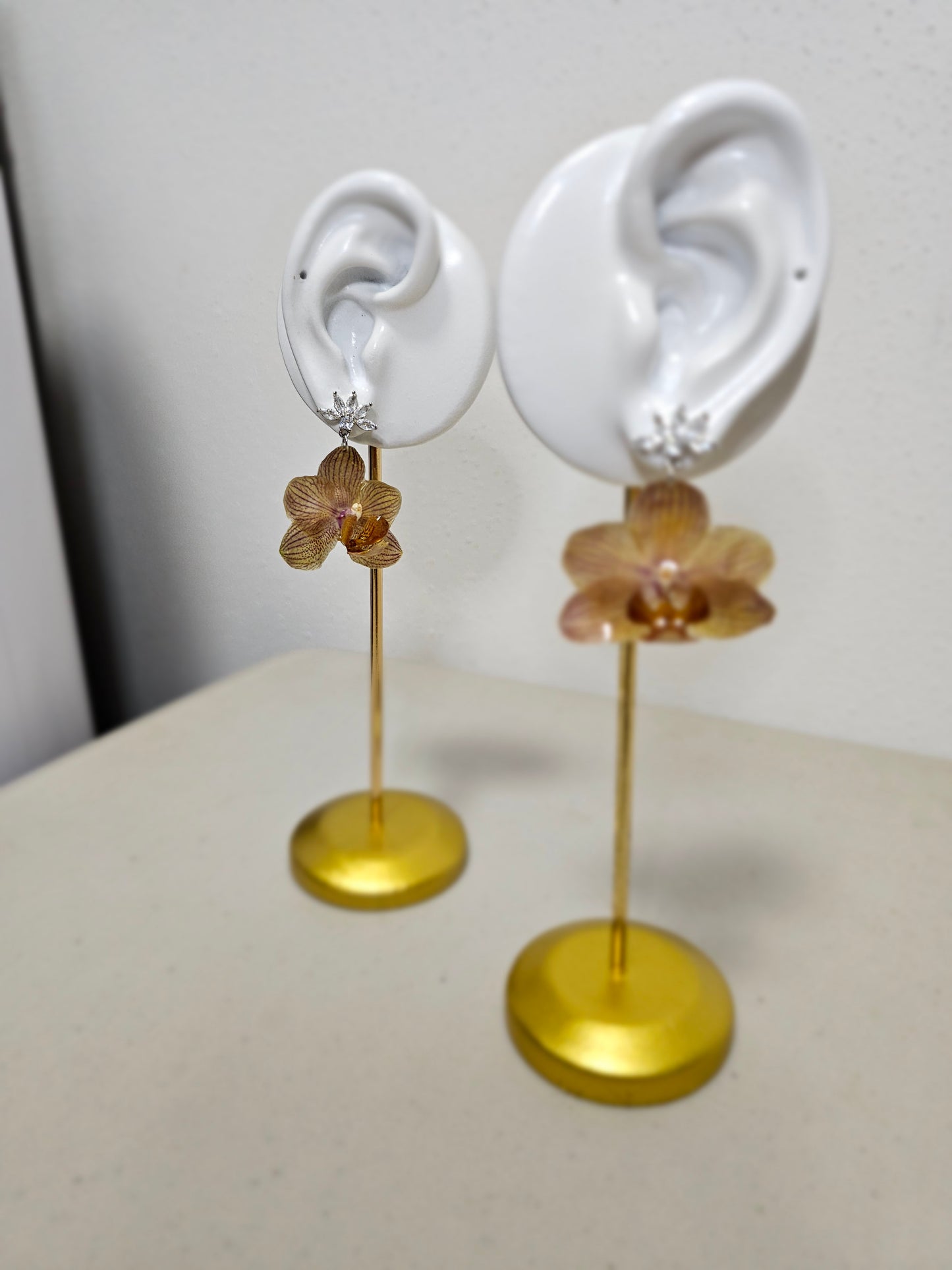 Aretes Orquídea y Zirconia